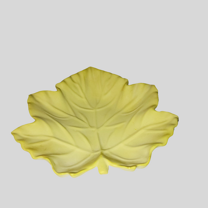Maple leaf tray